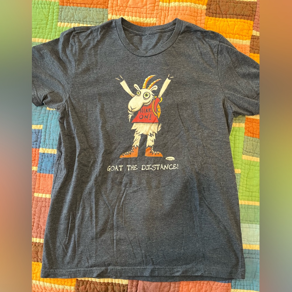 Men’s T-shirt by Henry size large